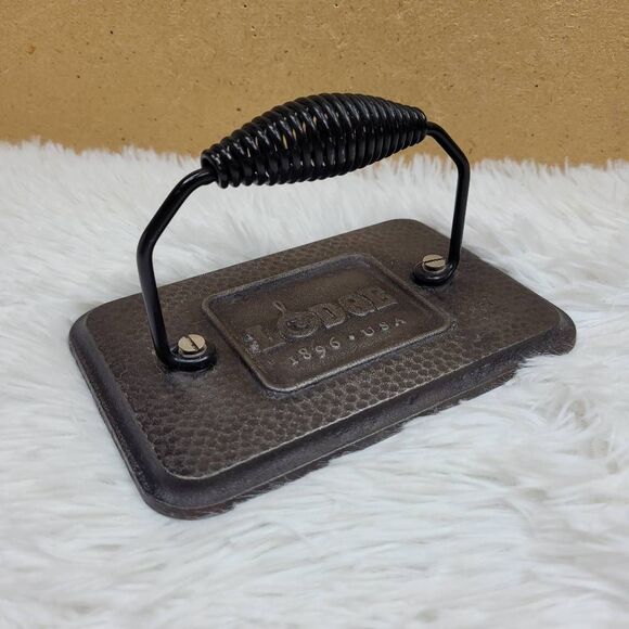 Lodge Rectangular Grill Press  6.75” x 4.5 - Picture 2 of 5